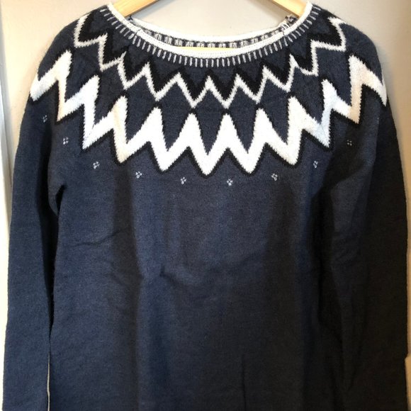 NWT, Black Print Round Neck Sweater, Aljok, Size Large - Picture 2 of 3